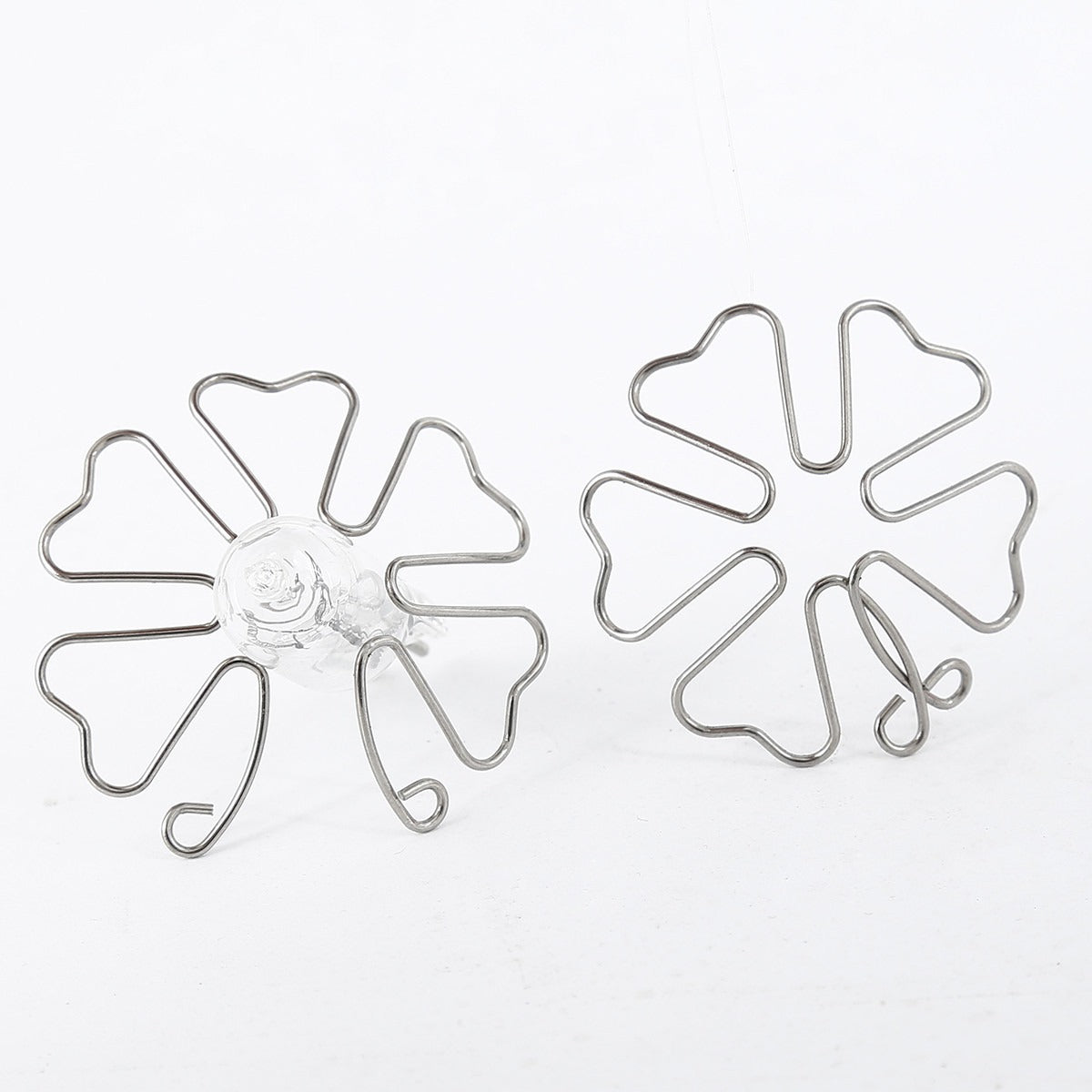 Sexuality SM Binding Supplies Milk Clip Iron Ring Wedding Props Sex Adult Metal Wire Elastic Milk Clip